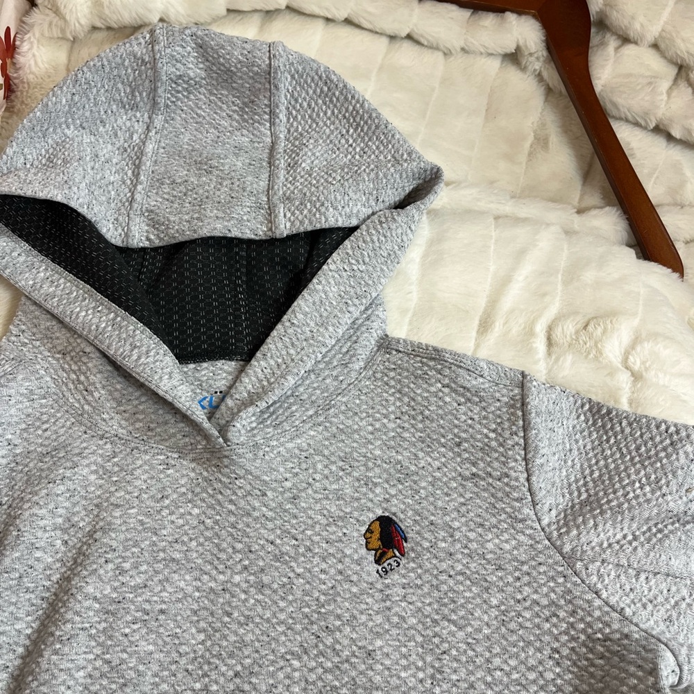 Ibkul Women’s L Grey Indian Head Athletic Pullover Textured Hoodie Zip Pocket